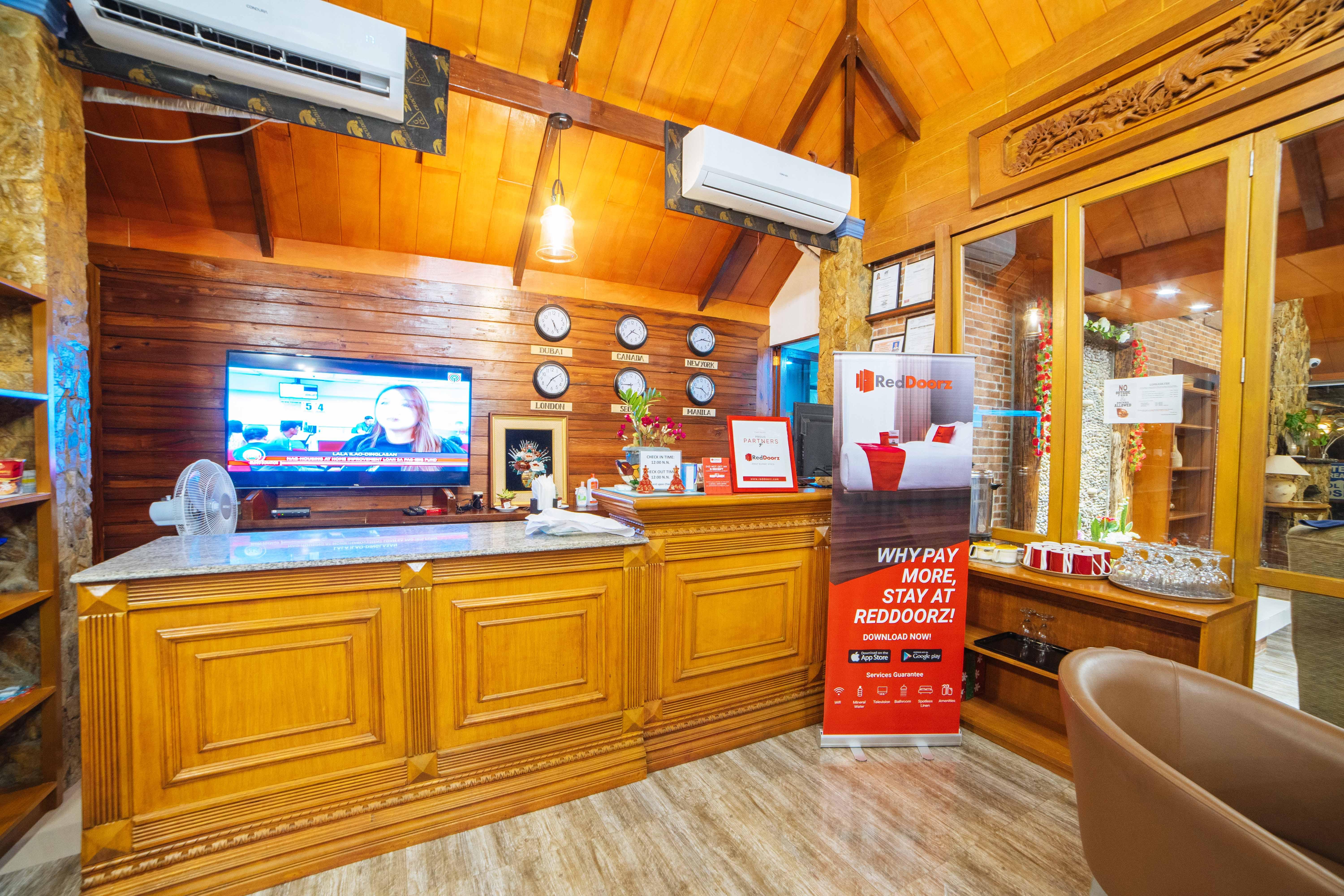 Reddoorz Plus @ Starhomes Olivianville Tarlac City Ngoại thất bức ảnh