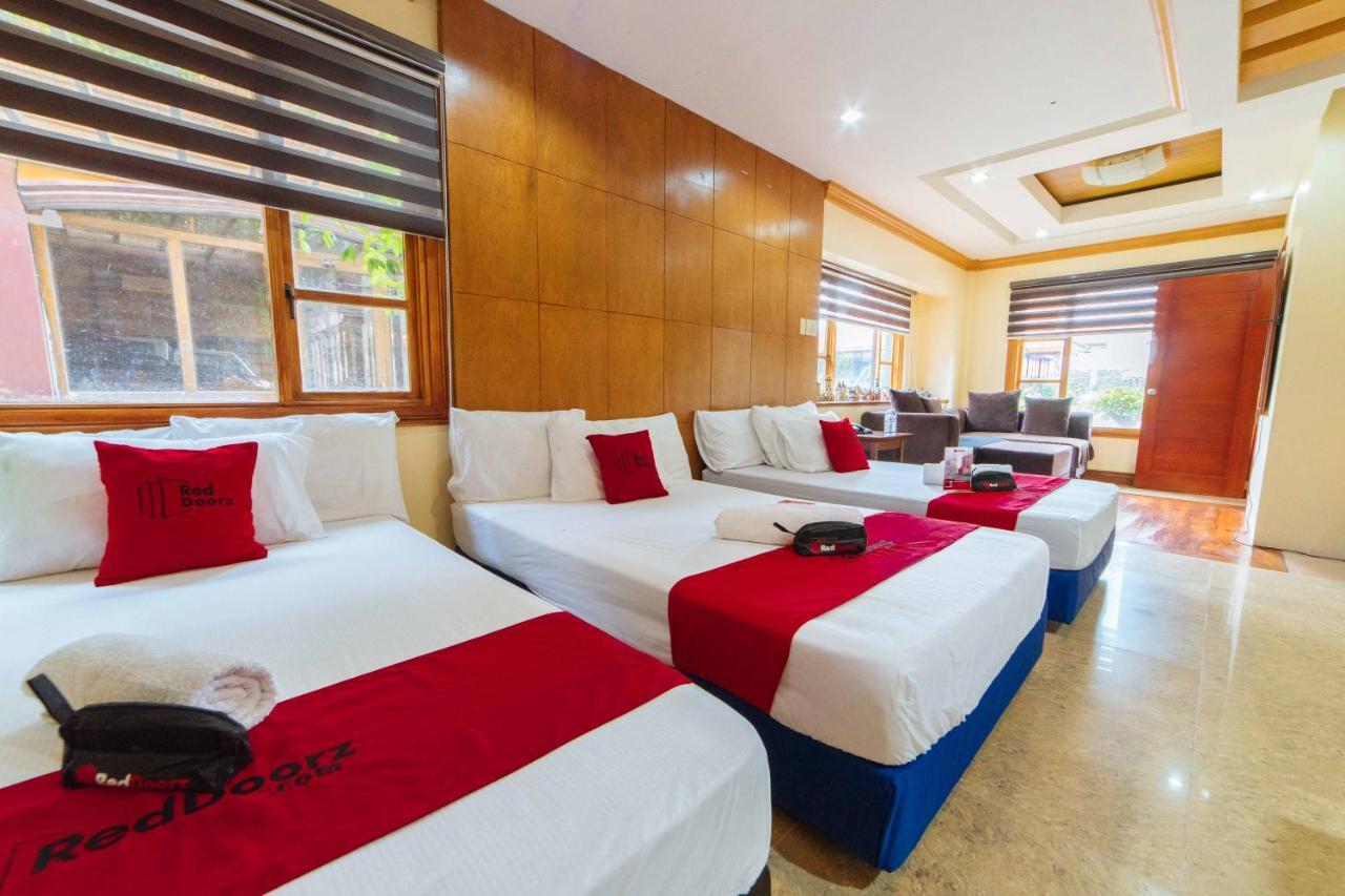 Reddoorz Plus @ Starhomes Olivianville Tarlac City Ngoại thất bức ảnh